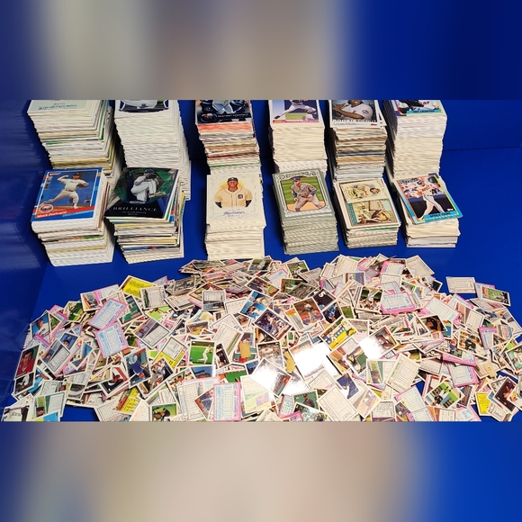 Topps Chrome base #200 huge baseball card lot mini Coin, possible hof or… - Picture 9 of 16